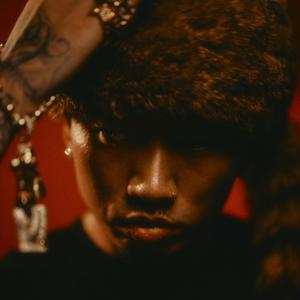 男裸体跳艳舞女又5其口交
